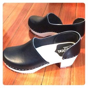 Brett Sandgrens Clogs